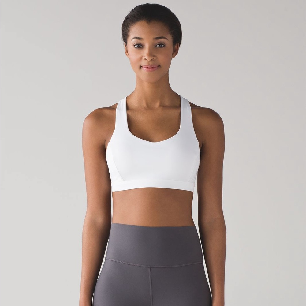 Lululemon Free to be Serene bra